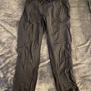 Lululemon pants 🌻🐥